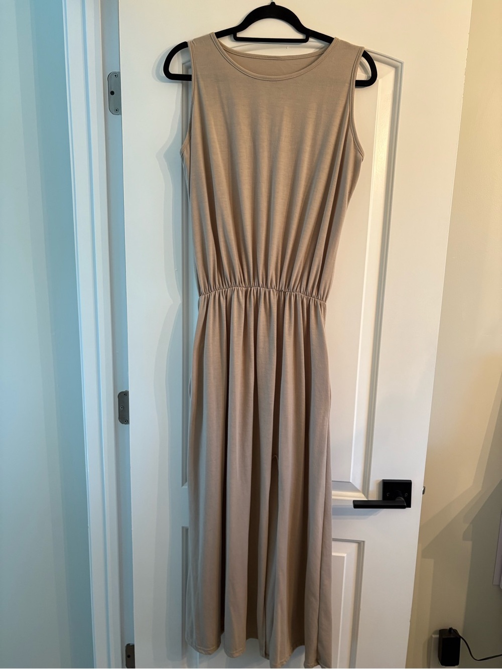 Source Unknown Sleeveless Taupe Maxi Dress with Elastic Waist